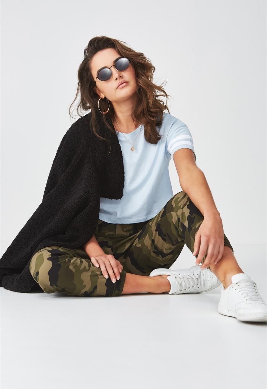 Supré  - Loose crop stripe sleeve tee - blue