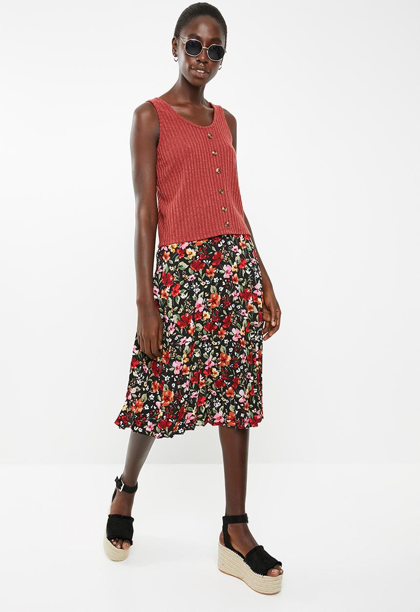 Superbalist - Pleated midi skirt  - black floral