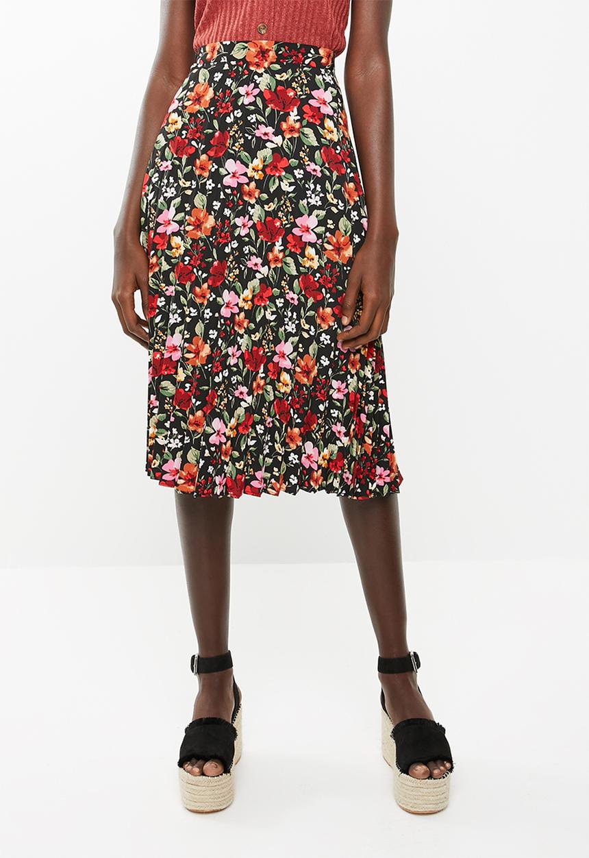 Superbalist - Pleated midi skirt  - black floral
