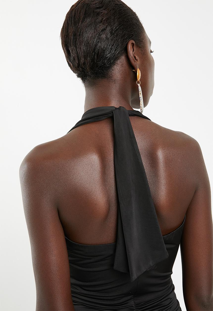 Superbalist - Halter neck slinky knit dress - black