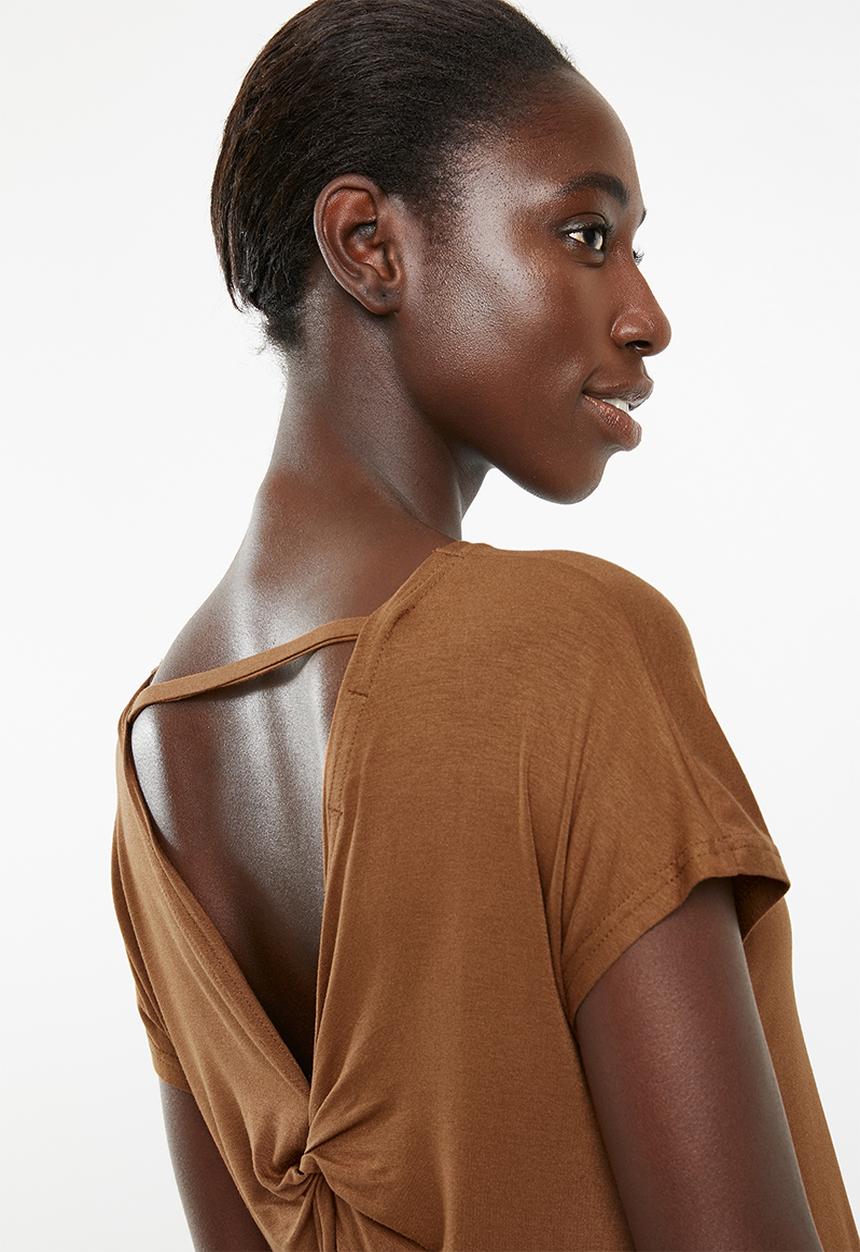 Superbalist - Knot back t-shirt - bronze