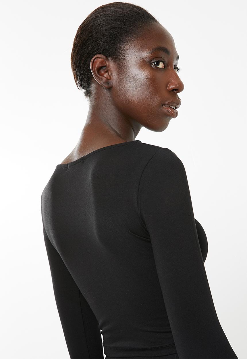 Superbalist - Cropped scoop neck top - black