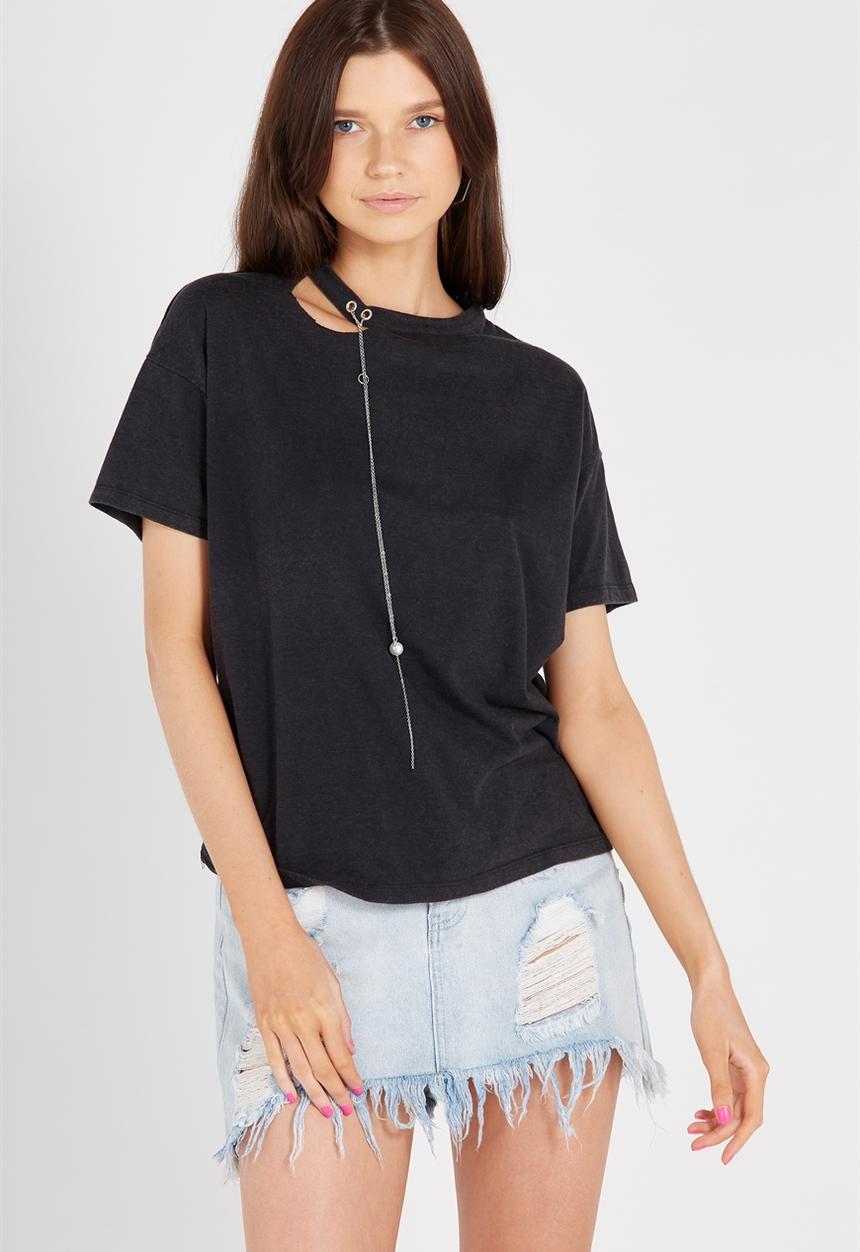Supré  - Distressed chain tee - black