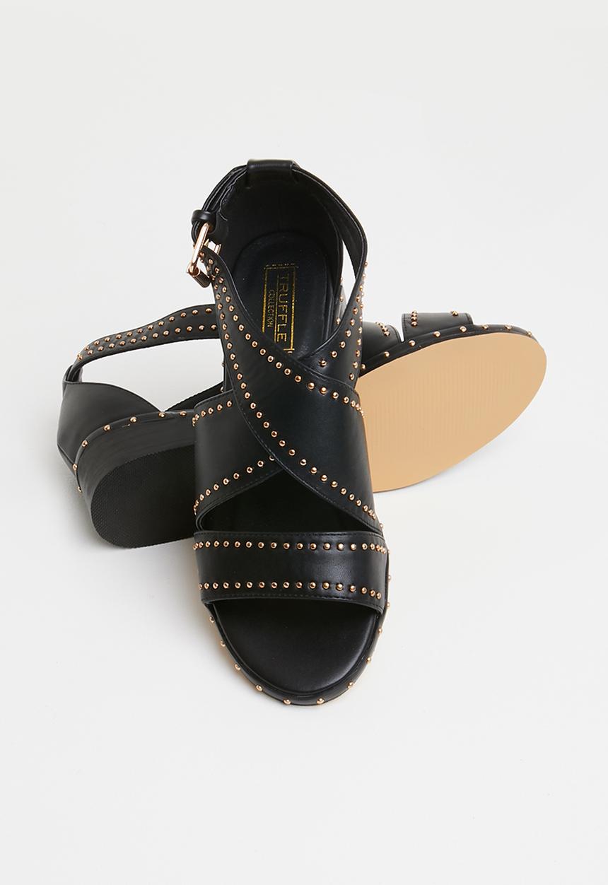 Truffle - Studded crossover low heel sandals - black