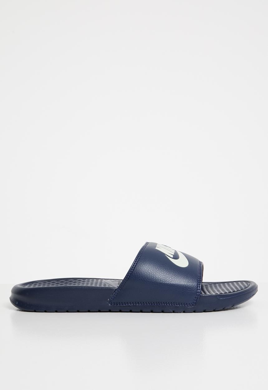 Nike - Benassi "just do it " sandal - navy 