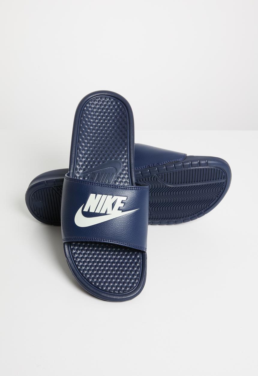 Nike - Benassi "just do it " sandal - navy 