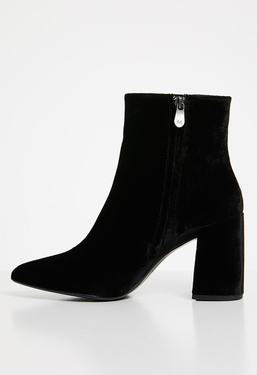MANGO - Velvet heel ankle boot - black