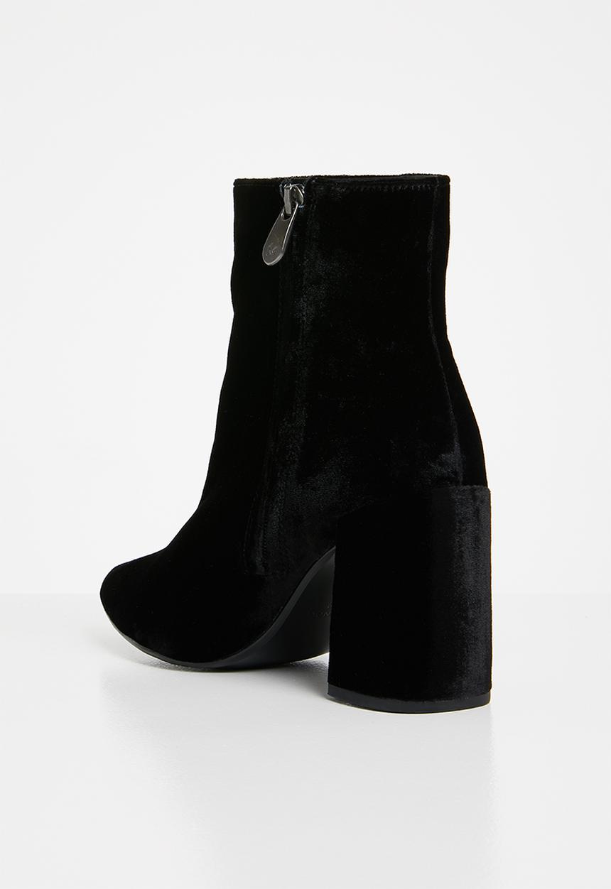 MANGO - Velvet heel ankle boot - black