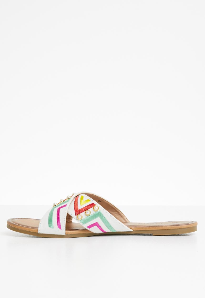 Miss Black - Ishab sandals - white