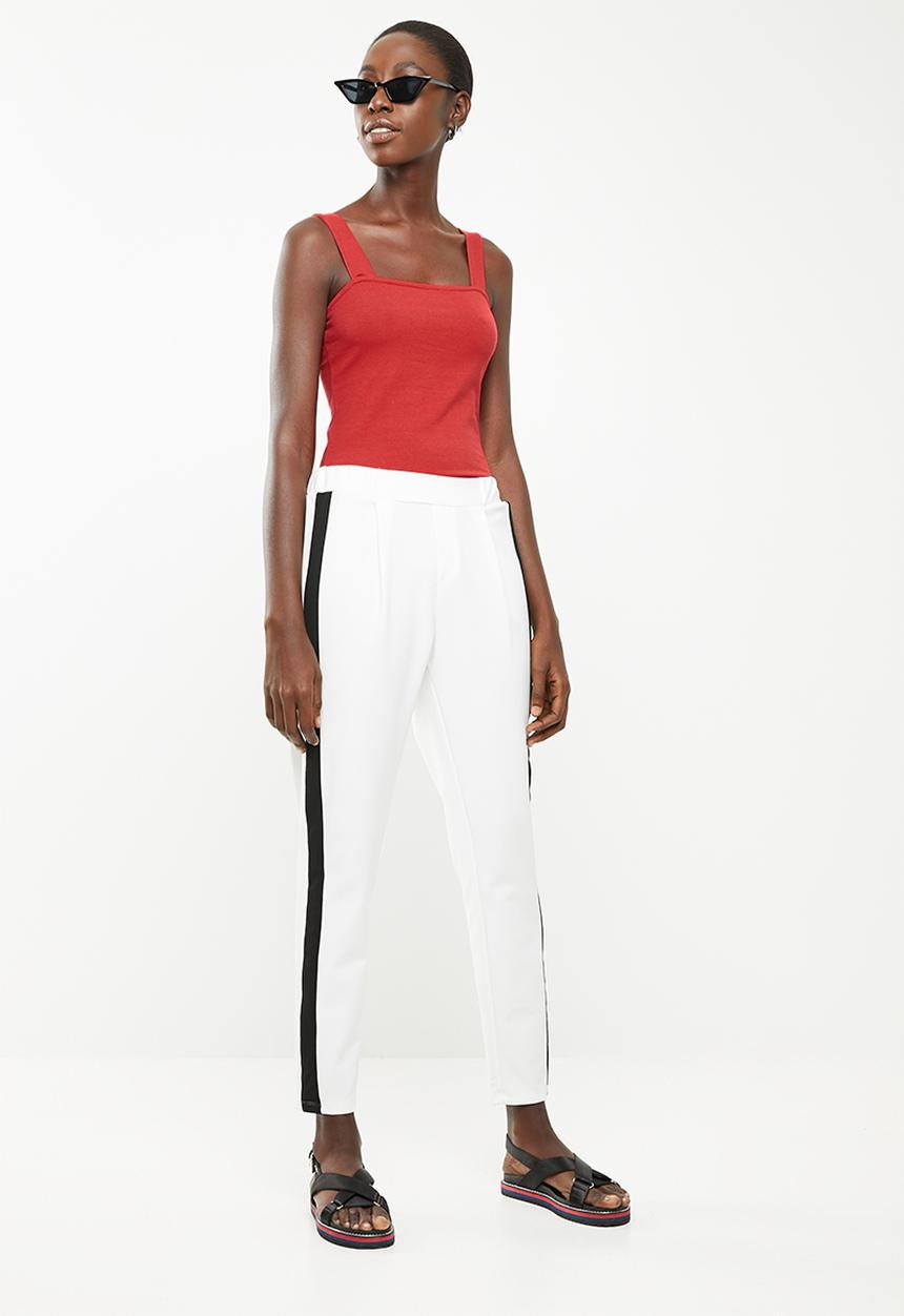 Superbalist - 2 Pack square neck vest - red & black