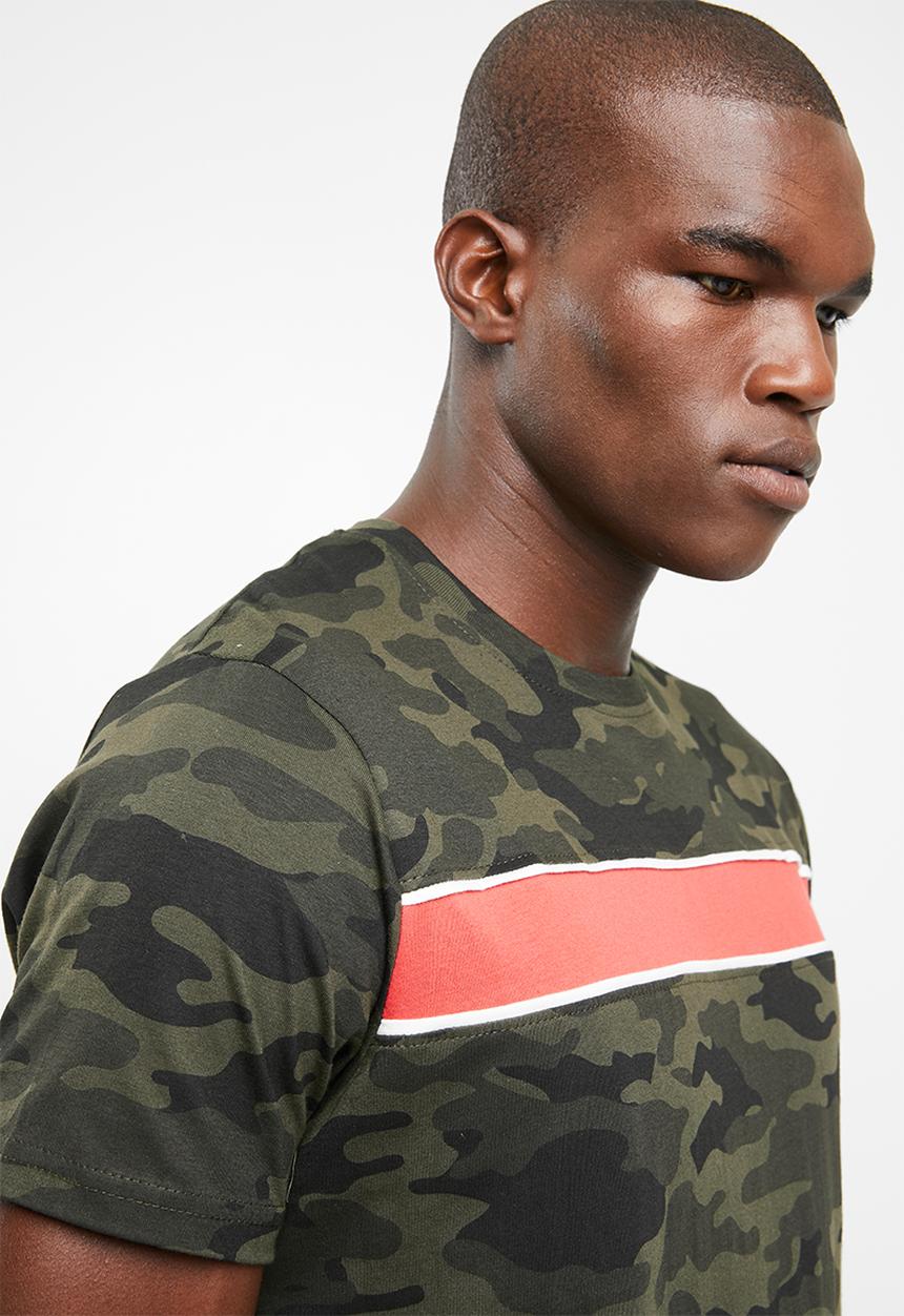 Brave Soul - Capital short sleeve tee - khaki green & red