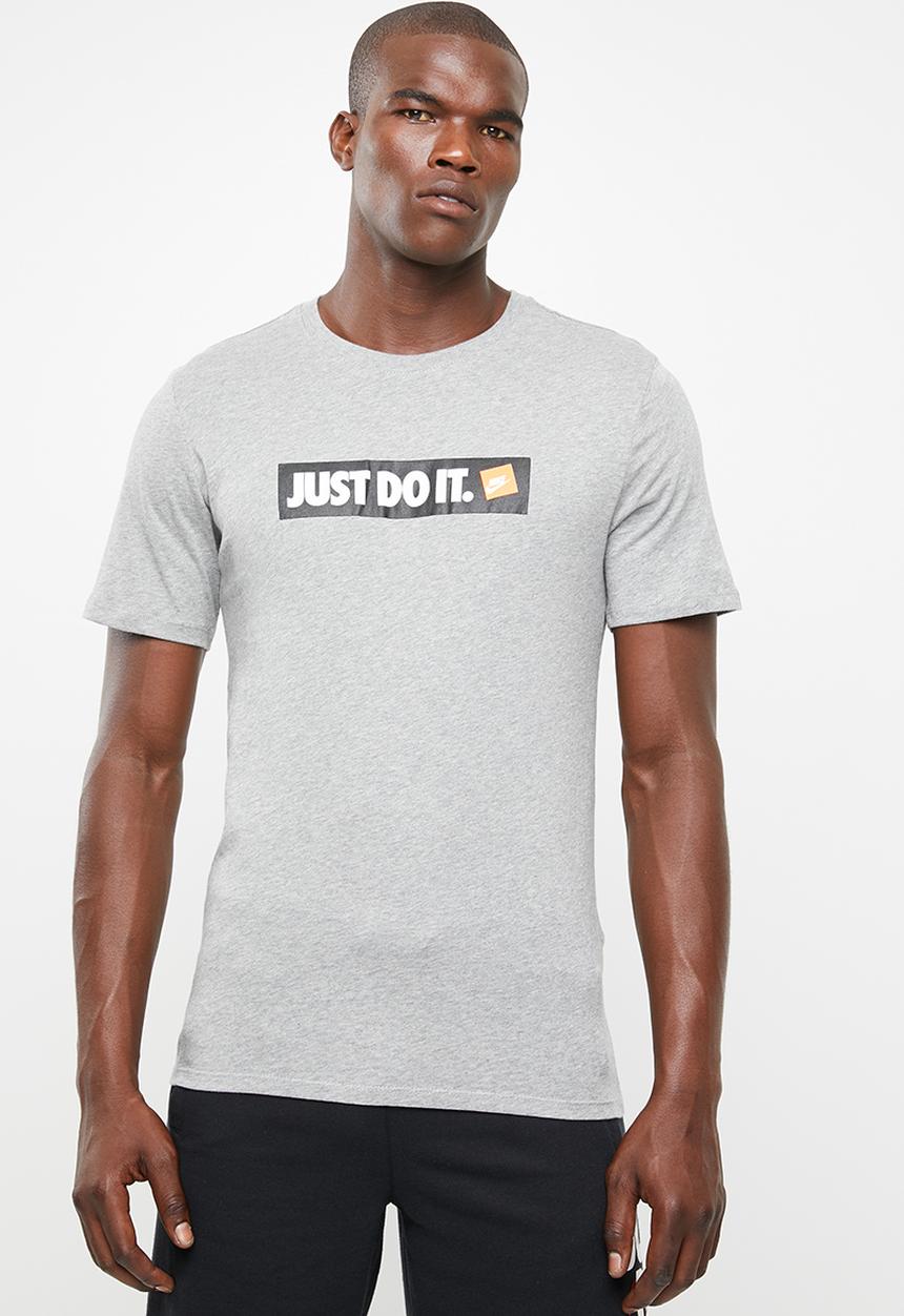 Nike - Nsw short sleeve tee  - grey 