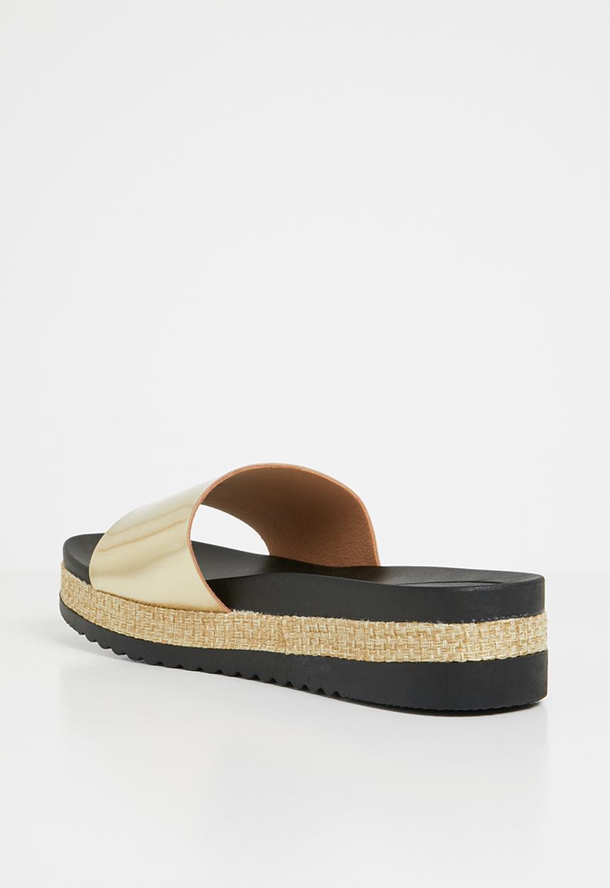 Sarah J - Flatform sandals - gold