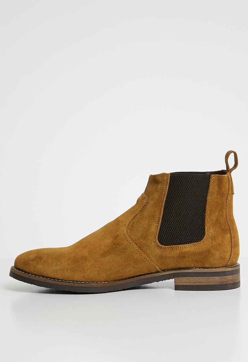 Superbalist - Cameron suede chelsea boot - tan 