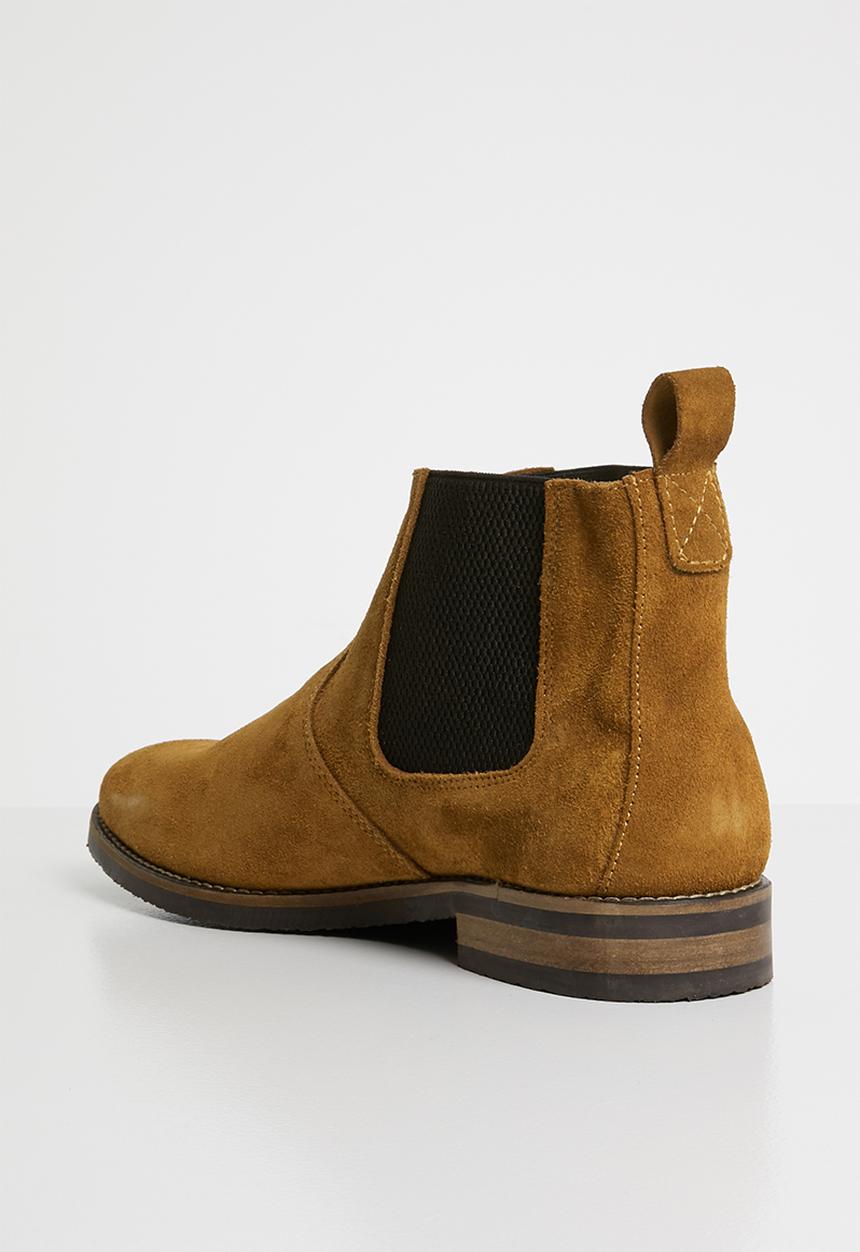 Superbalist - Cameron suede chelsea boot - tan 