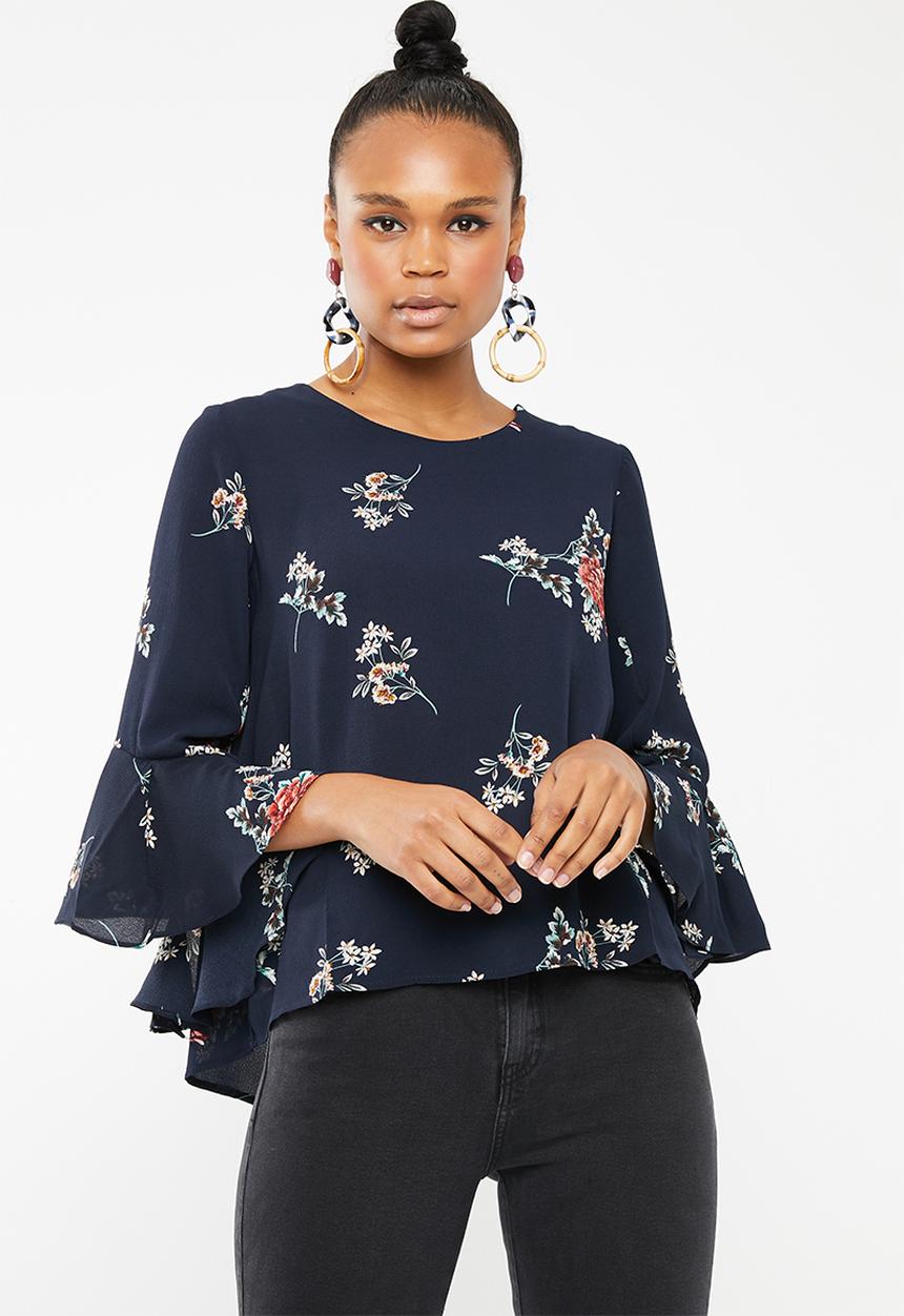 Revenge - 3/4 sleeve floral blouse - navy