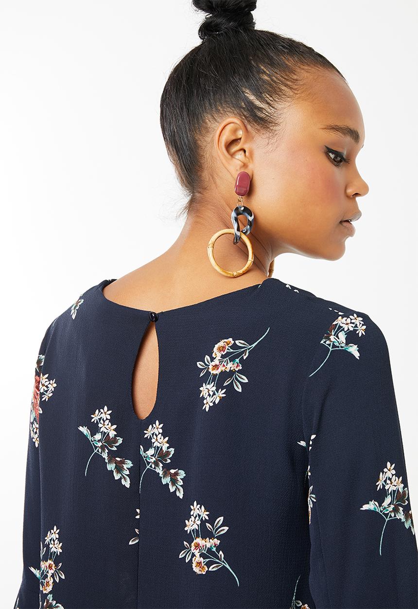 Revenge - 3/4 sleeve floral blouse - navy
