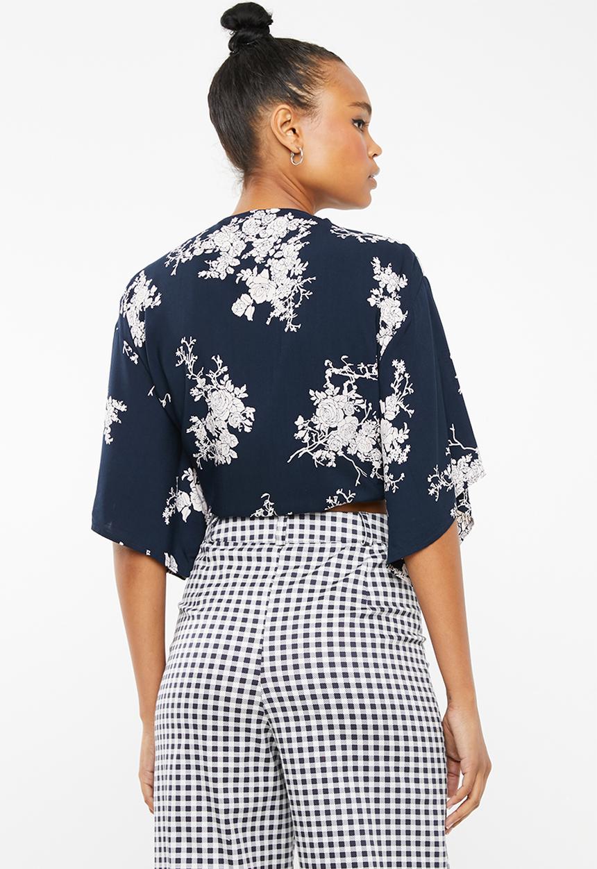 Revenge - Tie front kimono top - navy