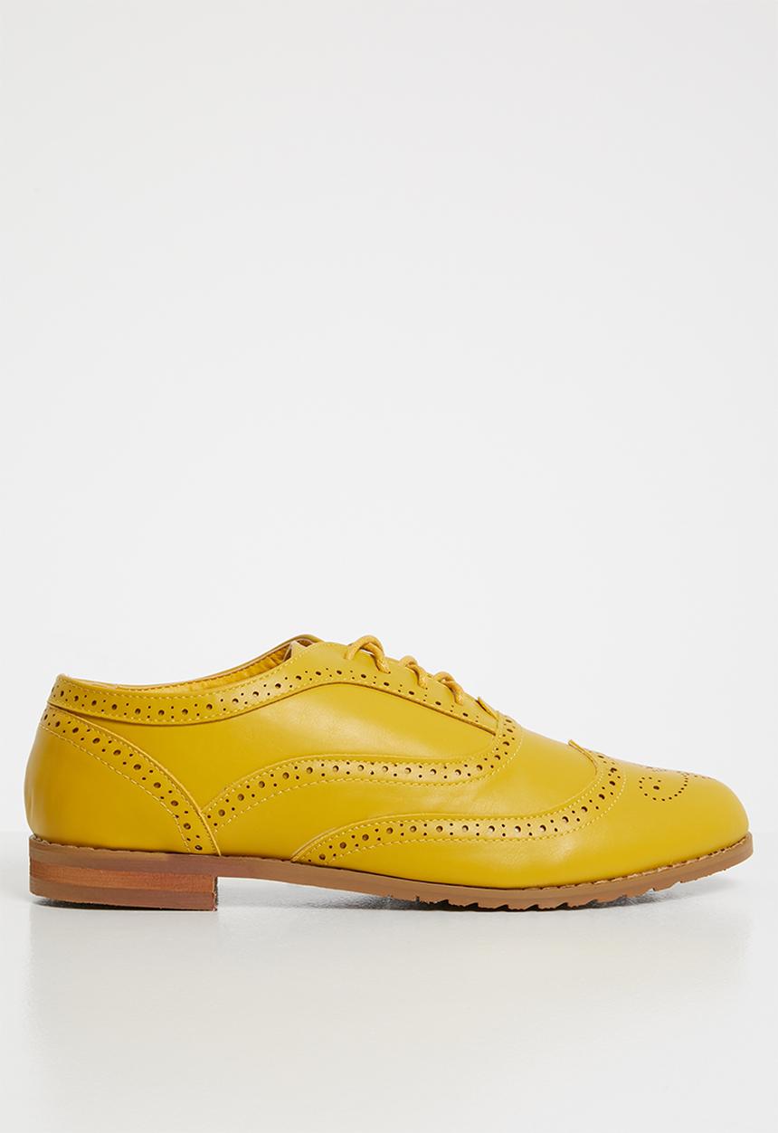 Jada - Lace-up brogues - yellow