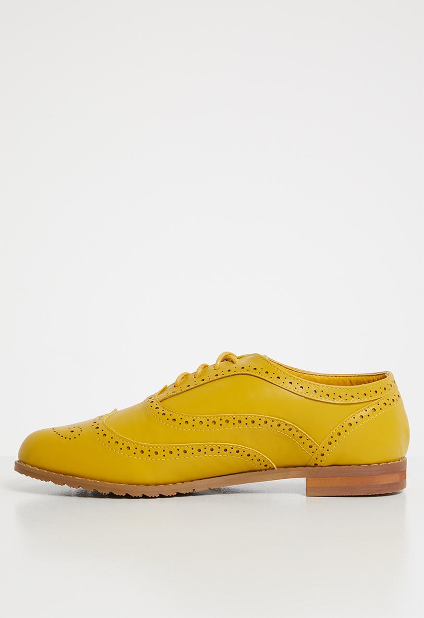 Jada - Lace-up brogues - yellow