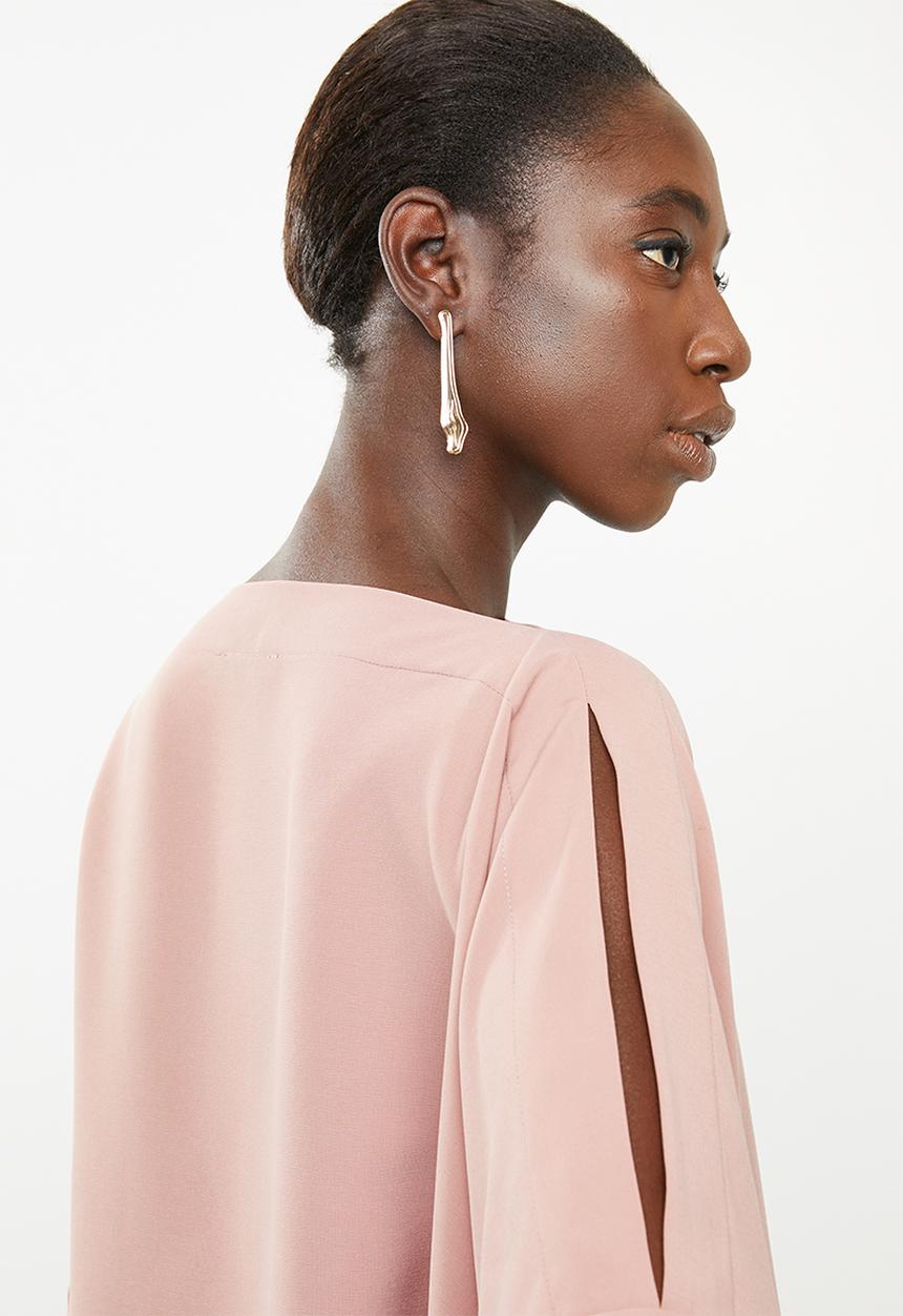 Superbalist - Cold shoulder scarf top - pink 