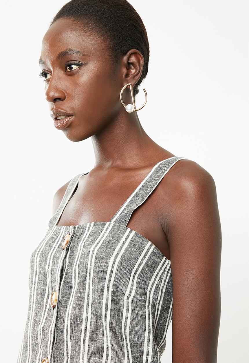 Superbalist - Woven boxy button front cami - black stripe 