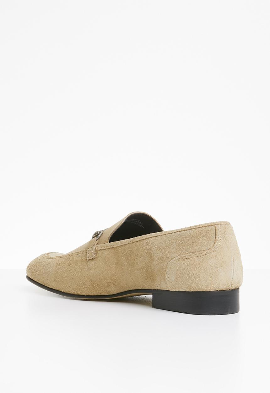 Superbalist - John suede loafer - Sand