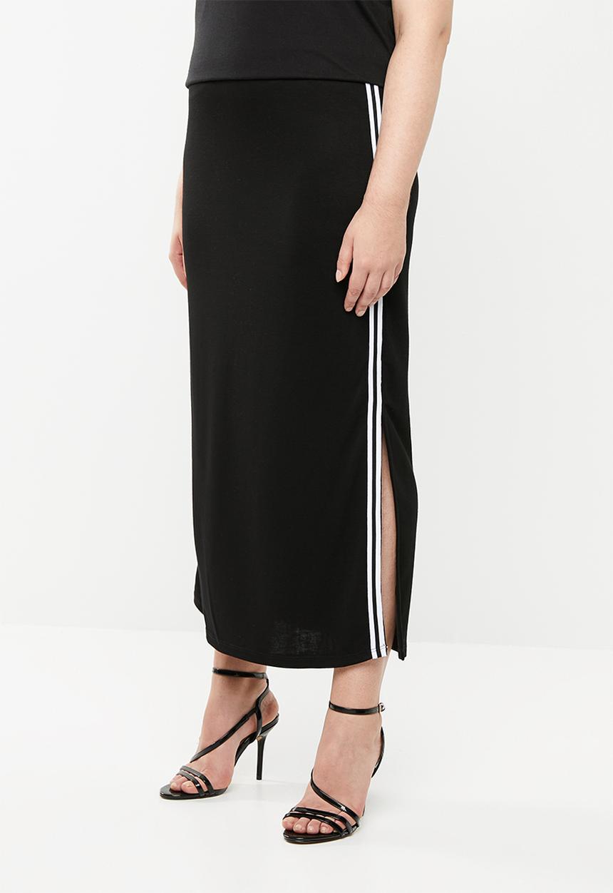 STYLE REPUBLIC PLUS - Maxi skirt with slits - black