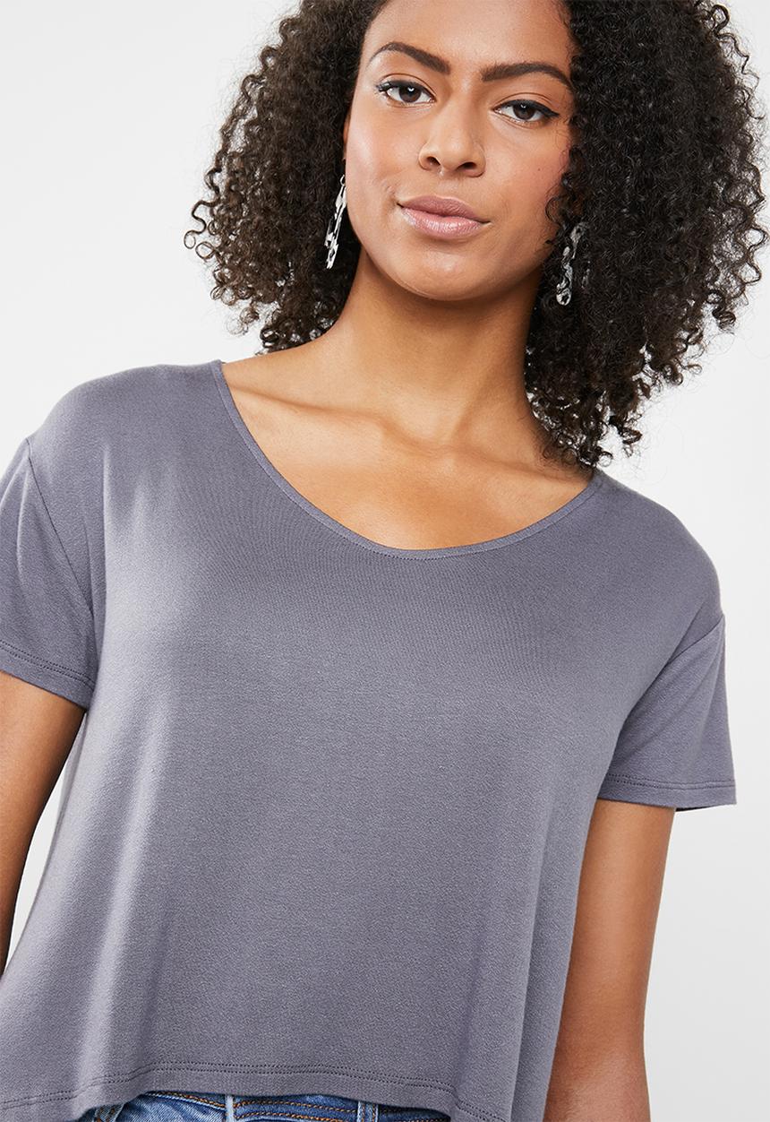 Cotton On - Madeline chop tee - grey