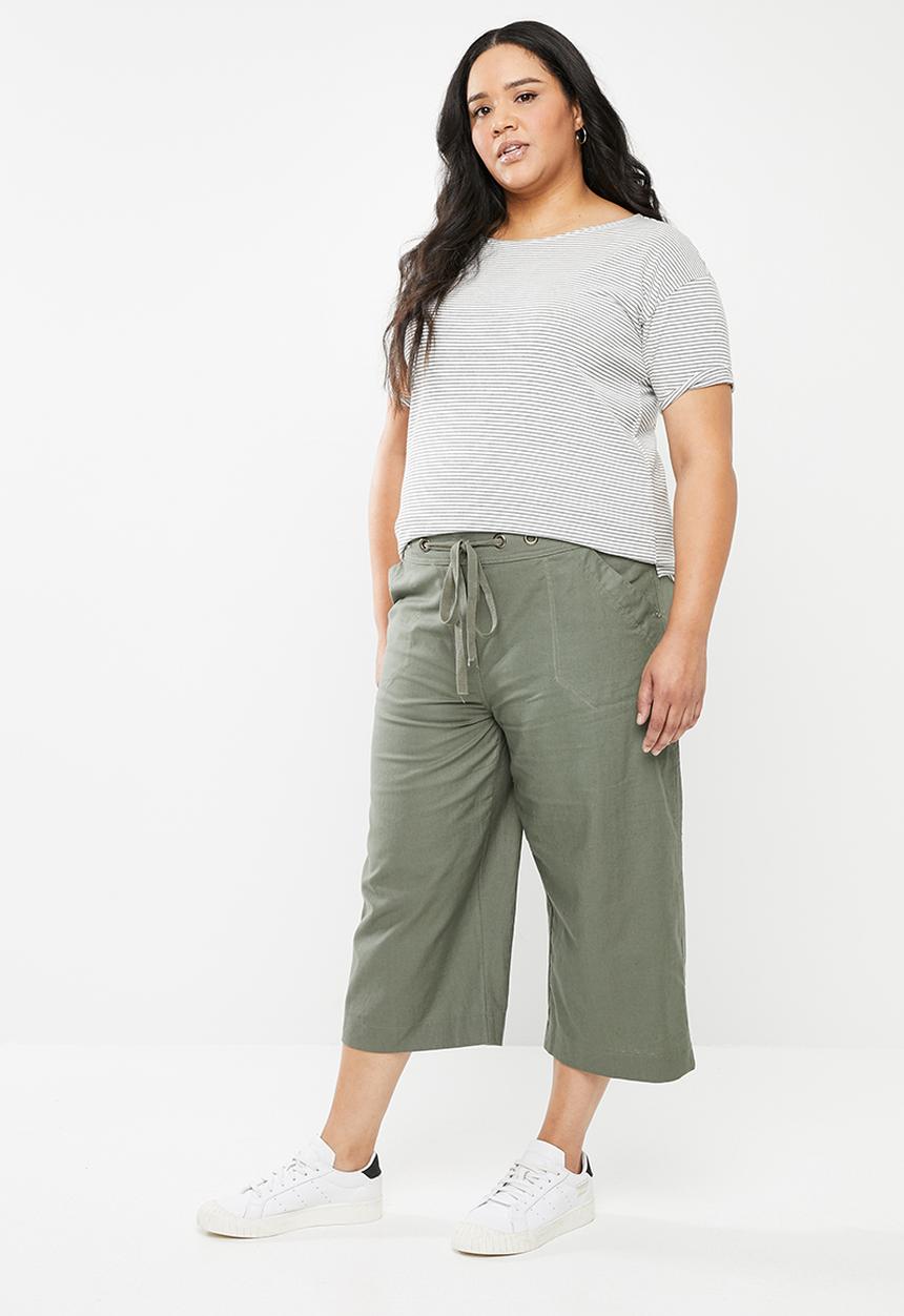 edit Plus - Linen capri pants - khaki green