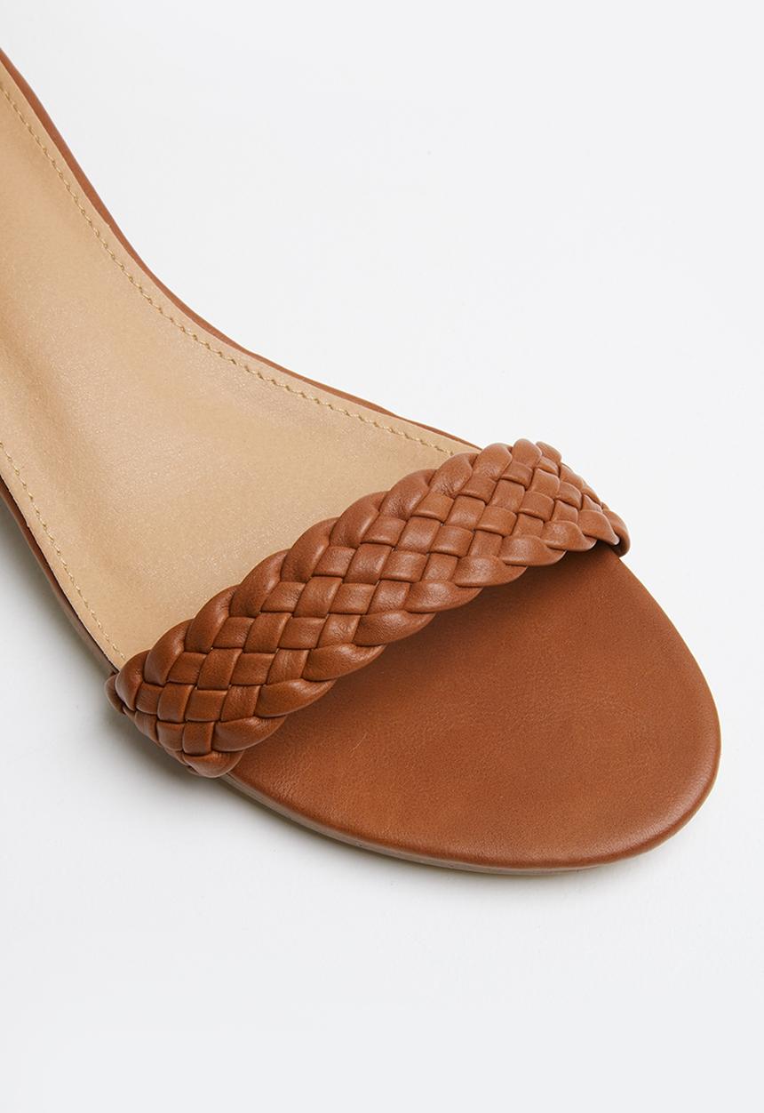 Jada - Ankle strap wedges - tan
