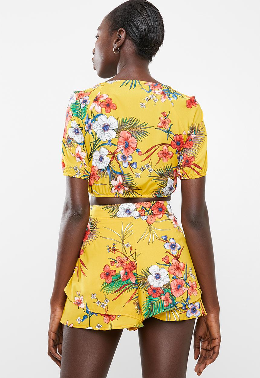 SISSY BOY - Bombtastic crop tie bust top - yellow