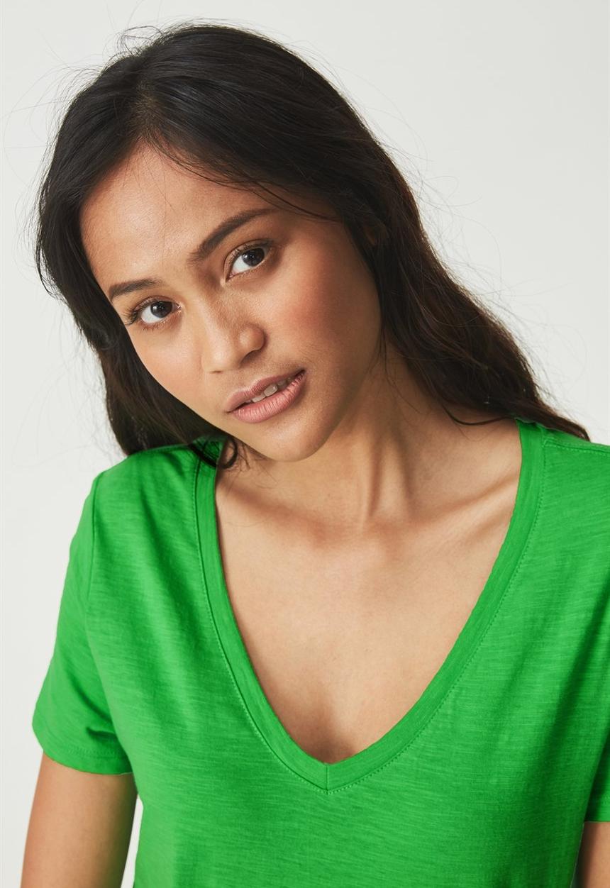 Cotton On - The deep v top -  green