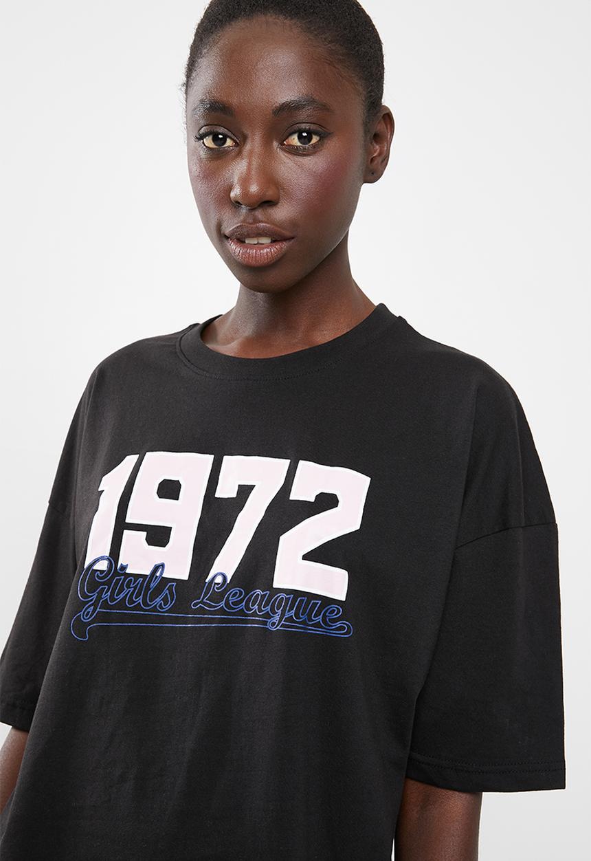 Missguided - 1972 oversized tee and short pj set - black & grey