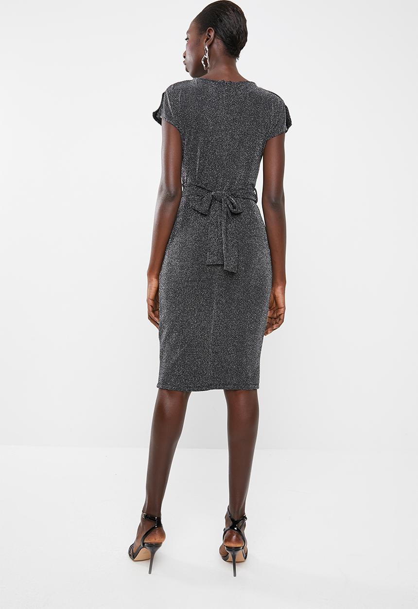 Superbalist - Split sleeve detail dress with belt - black
