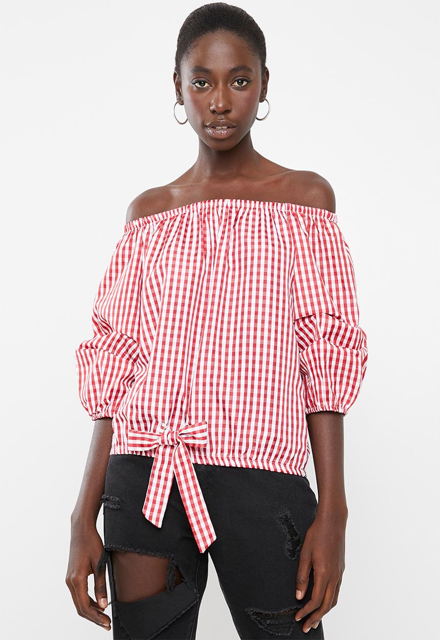 Revenge - Off-shoulder check top - red