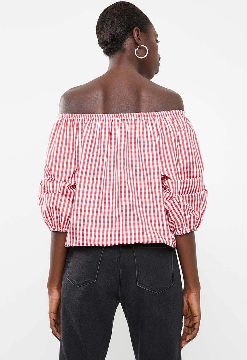 Revenge - Off-shoulder check top - red