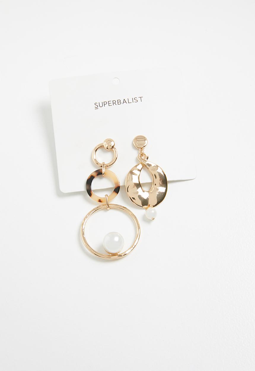 Superbalist - Monica mismatched earrings - gold