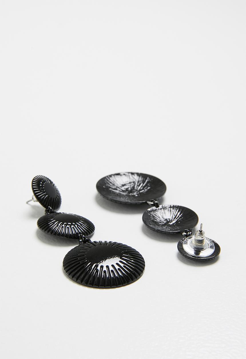 Superbalist - Millie drop earrings - black
