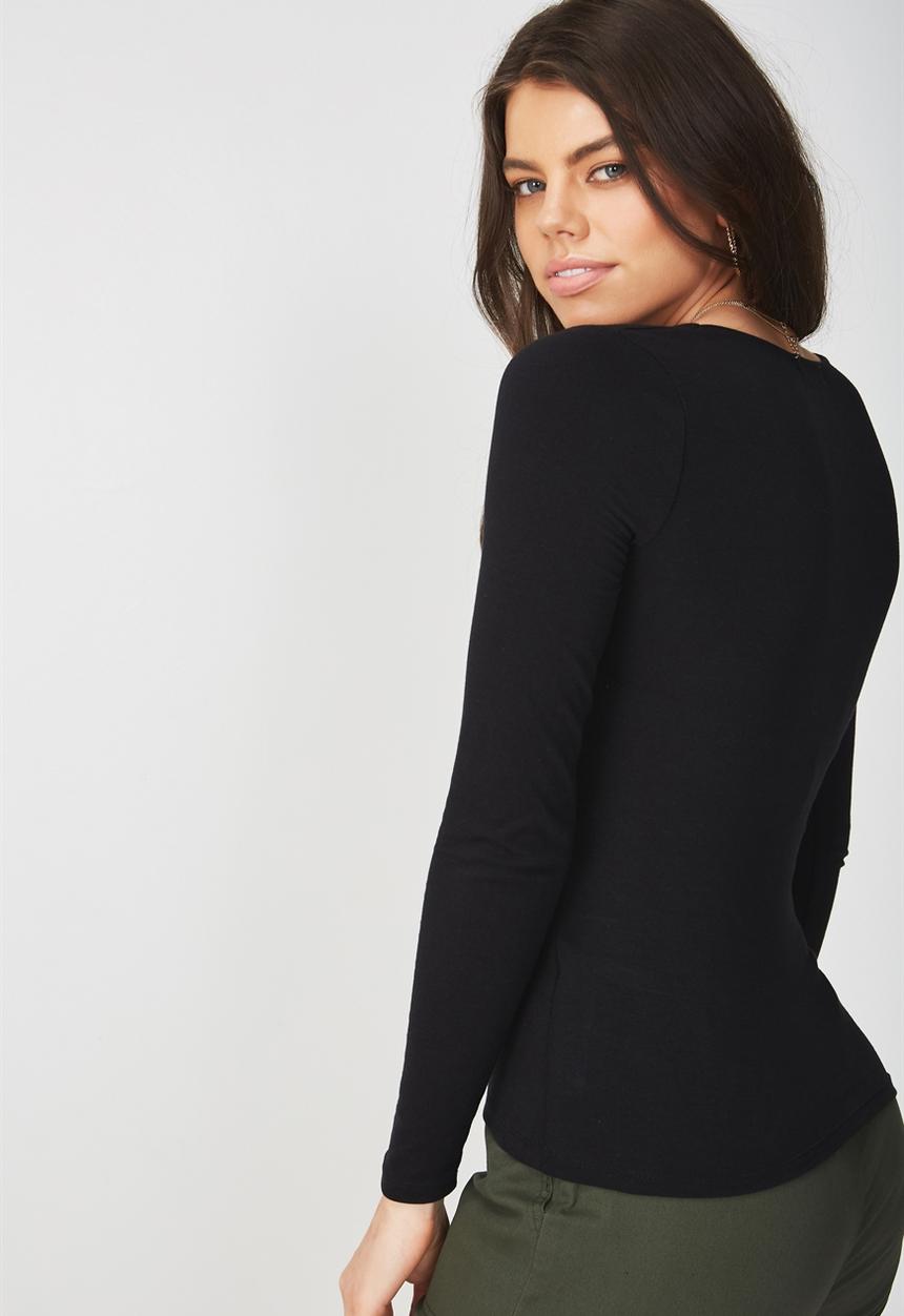 Supré  - Long sleeve deep v - black