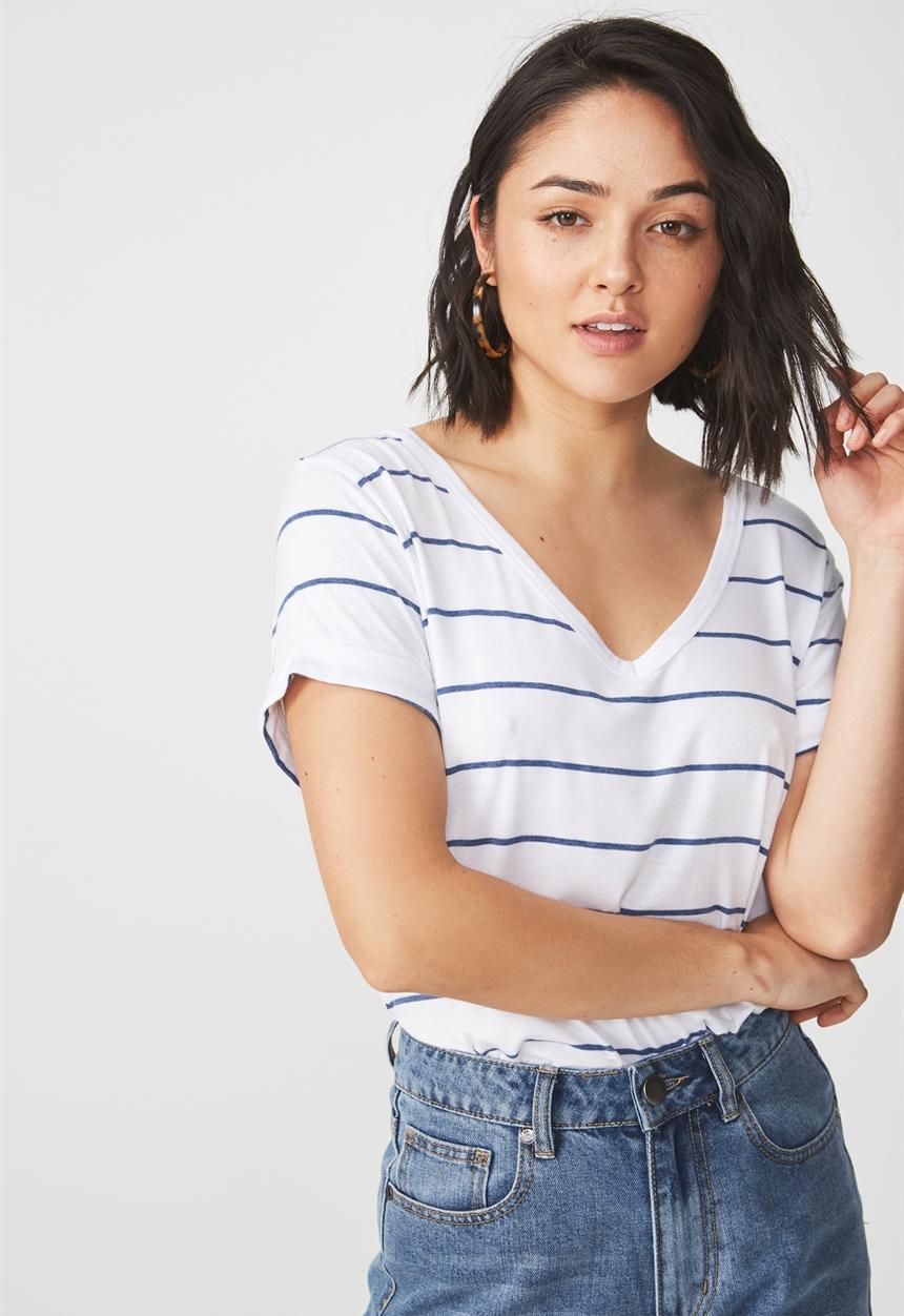 Cotton On - Karly short sleeve v-neck top - white & blue