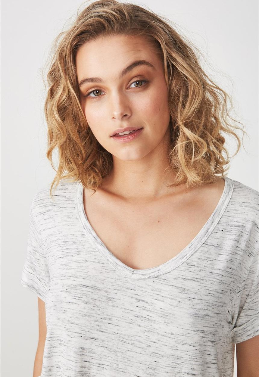 Cotton On - Karly short sleeve v-neck top - white & grey