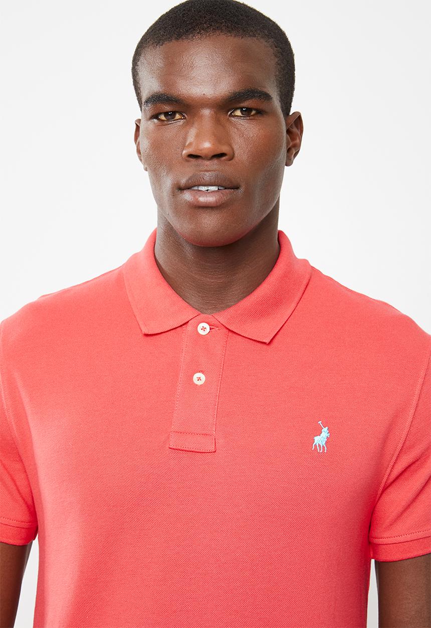 POLO - Custom fit short sleeve pique golfer T-shirt - coral 