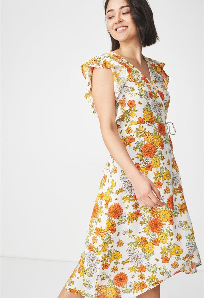 Cotton On - Woven winnie wrap dress - white 