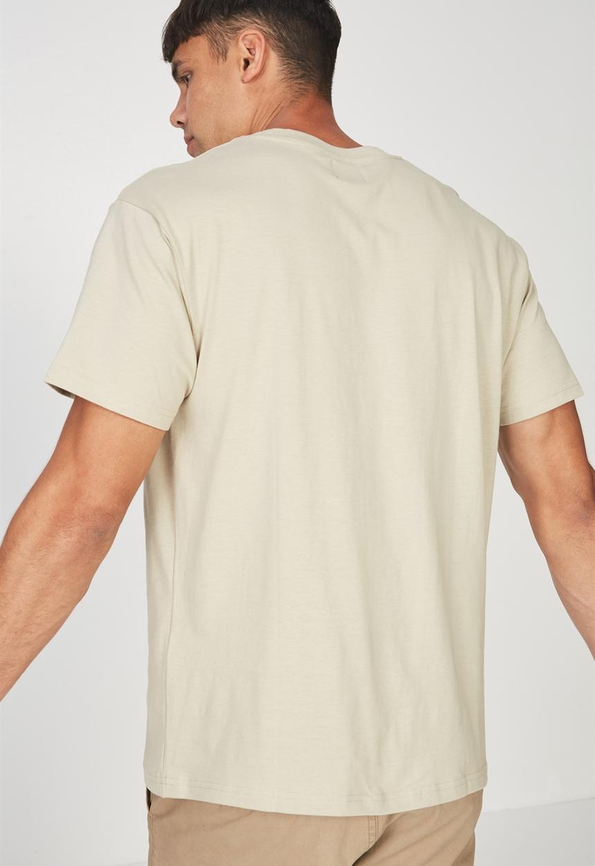 Cotton On - Dylan oversize square pocket tee - brown