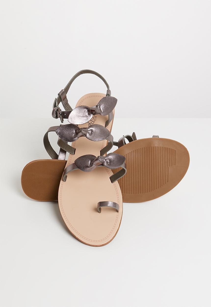 Miss Black - Hania sandal - grey