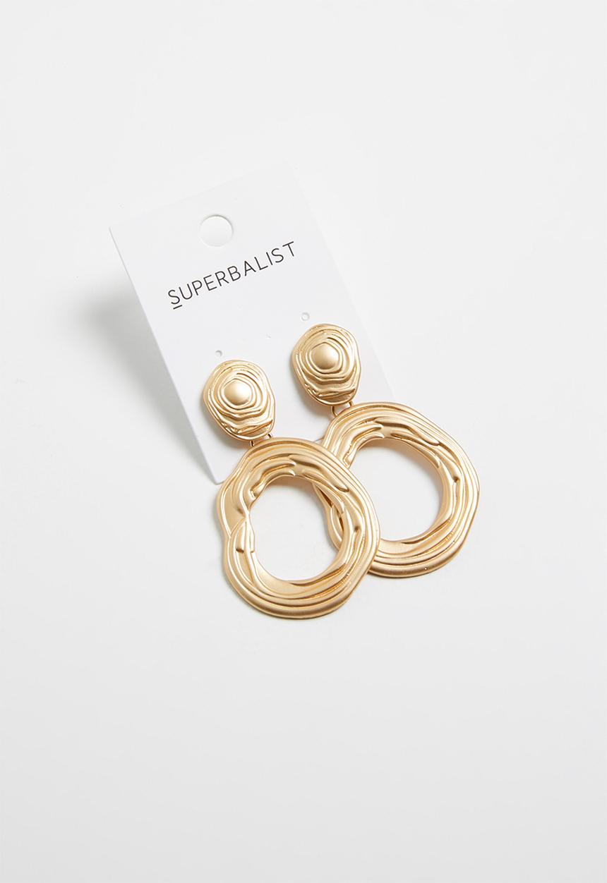 Superbalist - Hammered metal statement earrings - gold