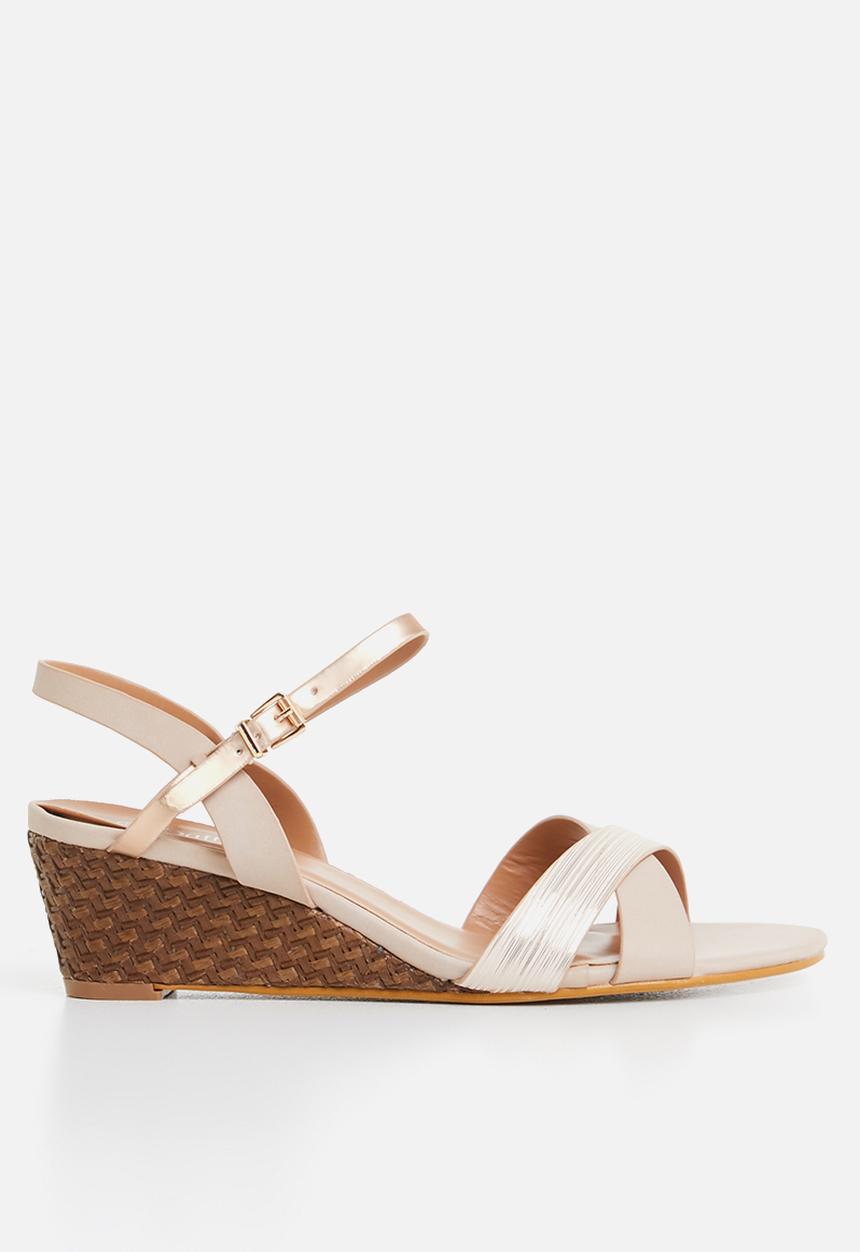 Butterfly Feet - Nalayka wedge heel - pale pink