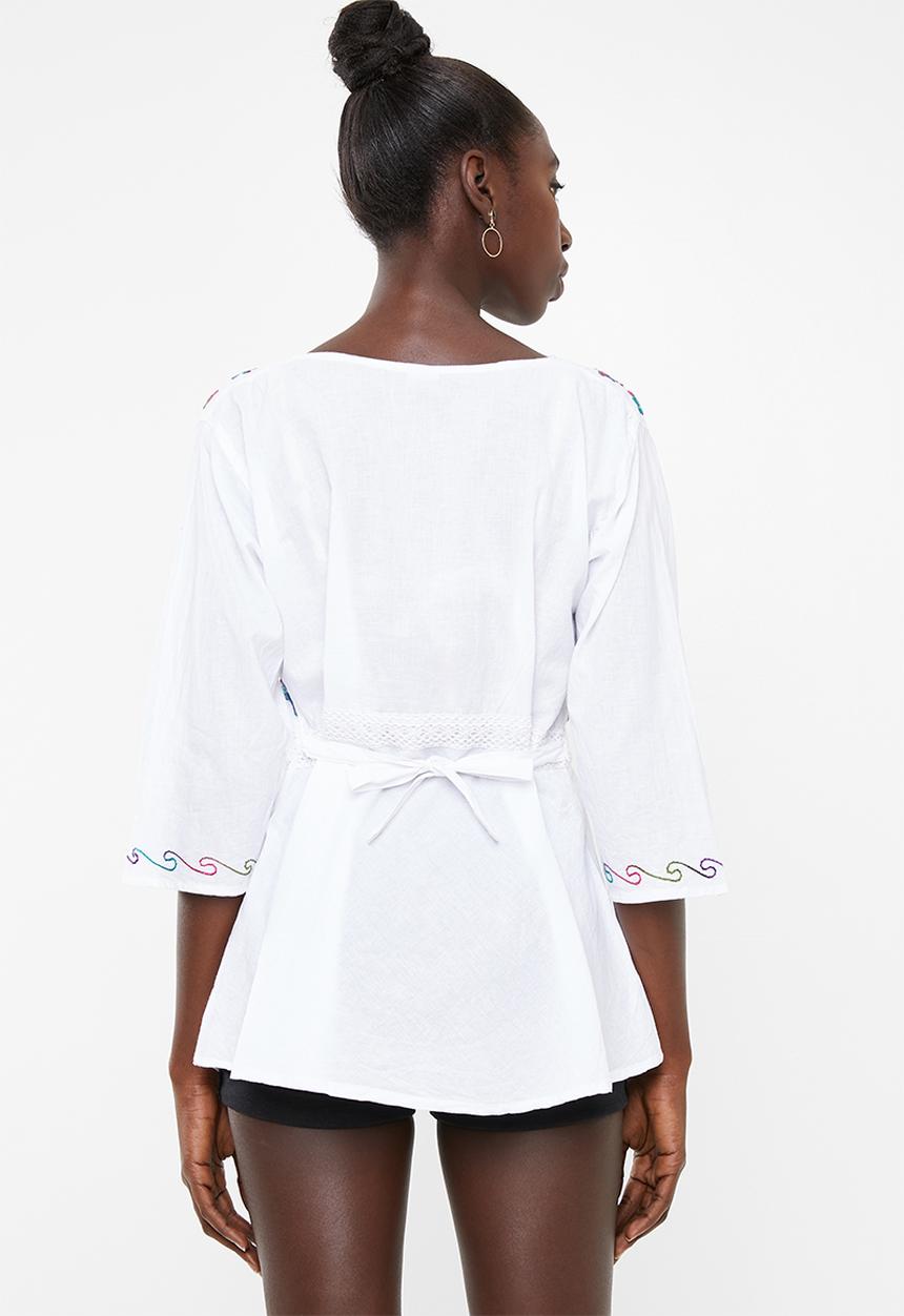 Lithe - Embroidered kaftan 1 - pink