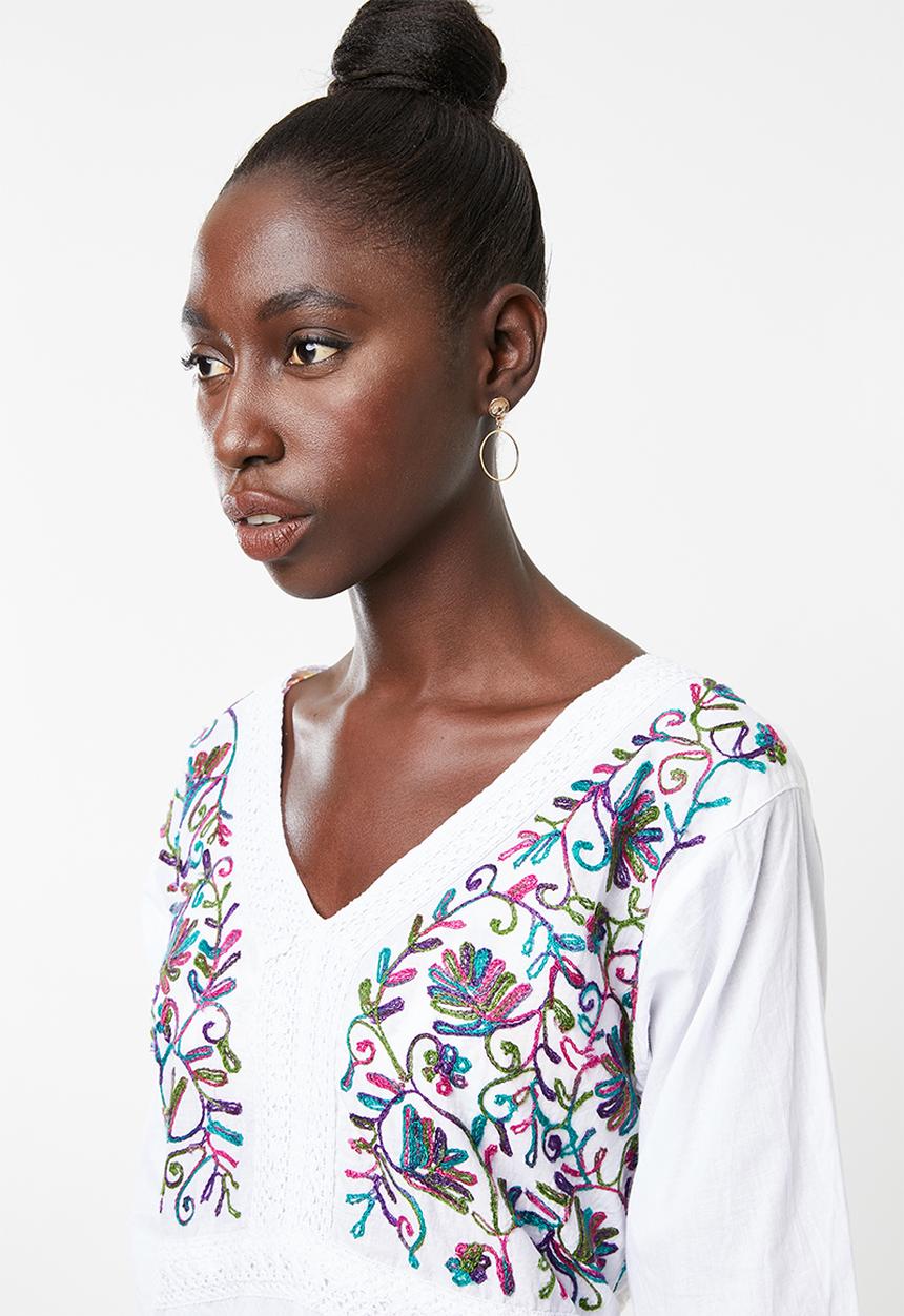 Lithe - Embroidered kaftan 1 - pink